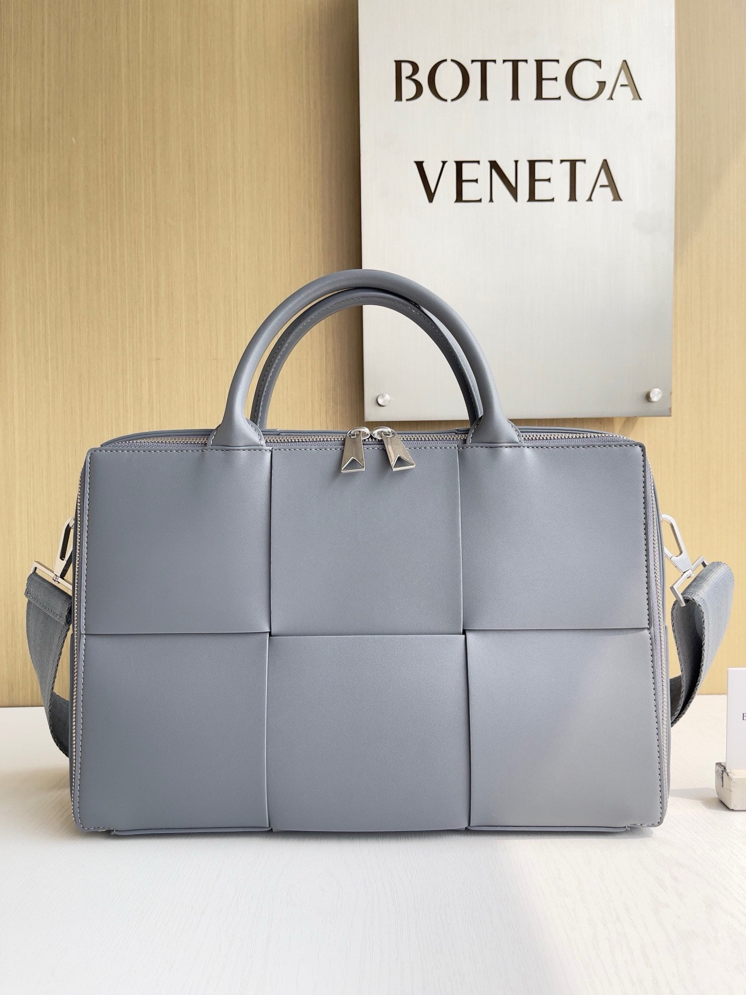 Intrecciato Briefcase Bottega Veneta 680120.A2