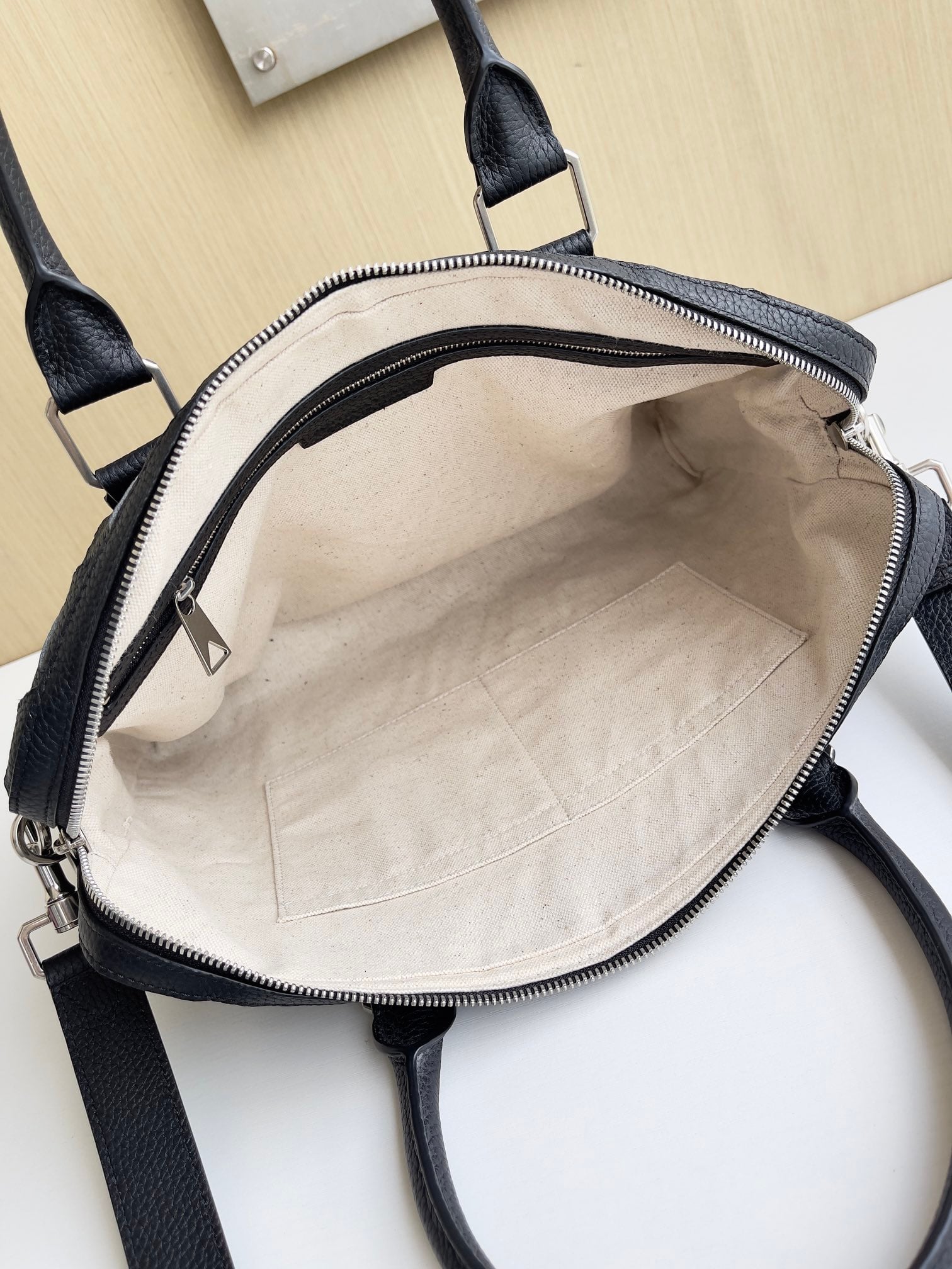 Intrecciato Briefcase Bottega Veneta 799765