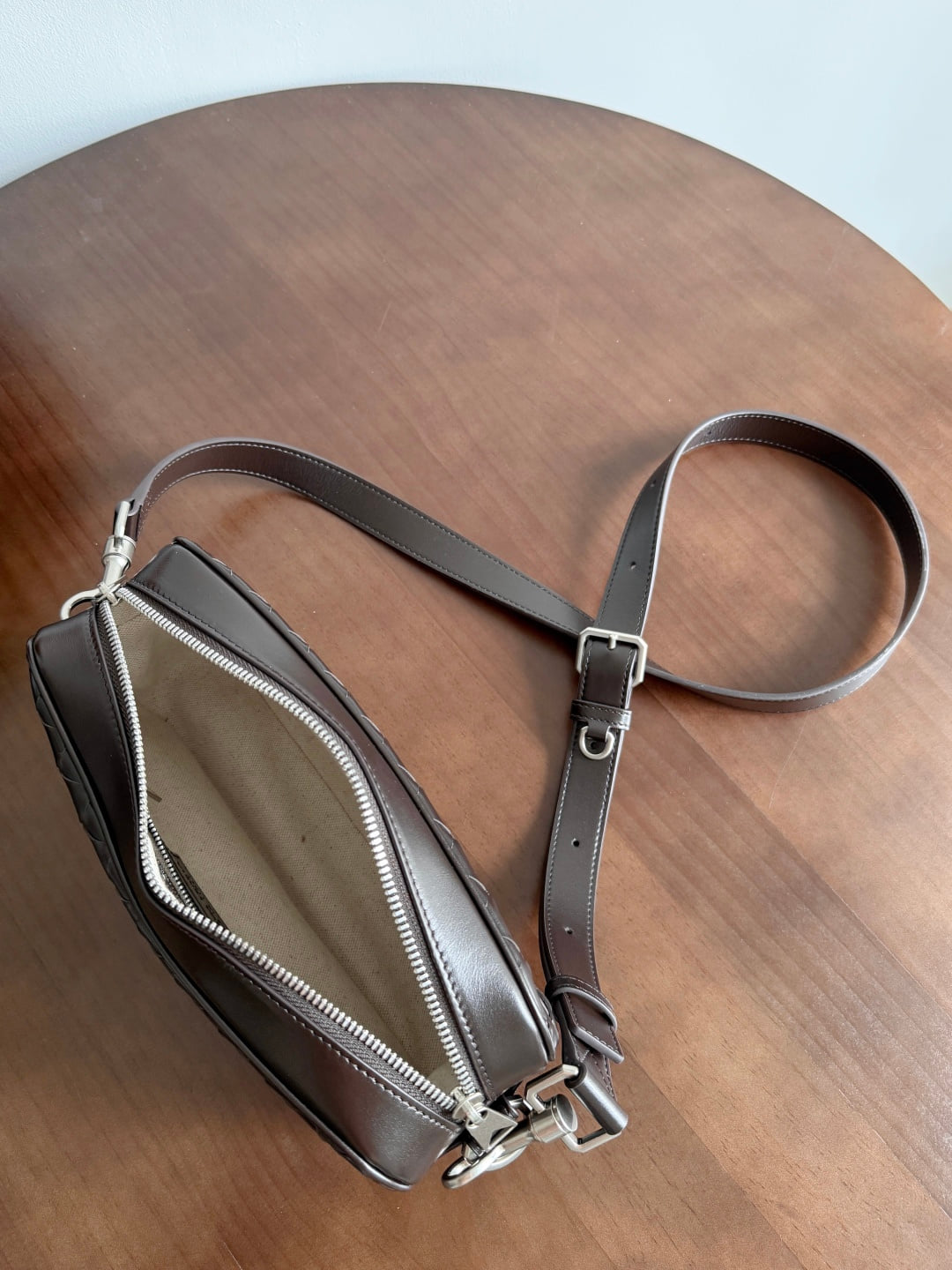 Intrecciato Camera Bag Bottega Veneta 755923.A7