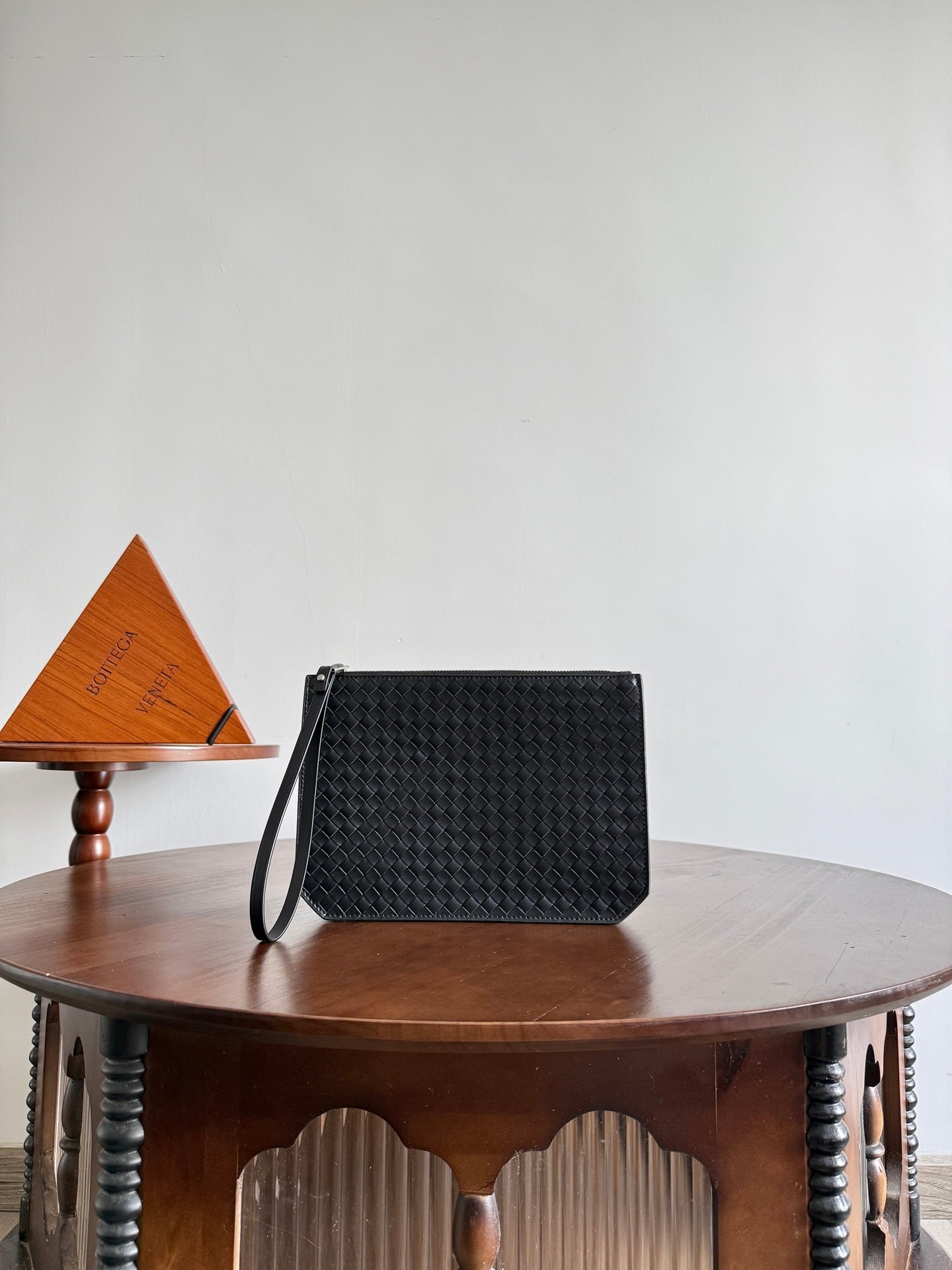 Intrecciato Clutch Bottega Veneta 805829.A1
