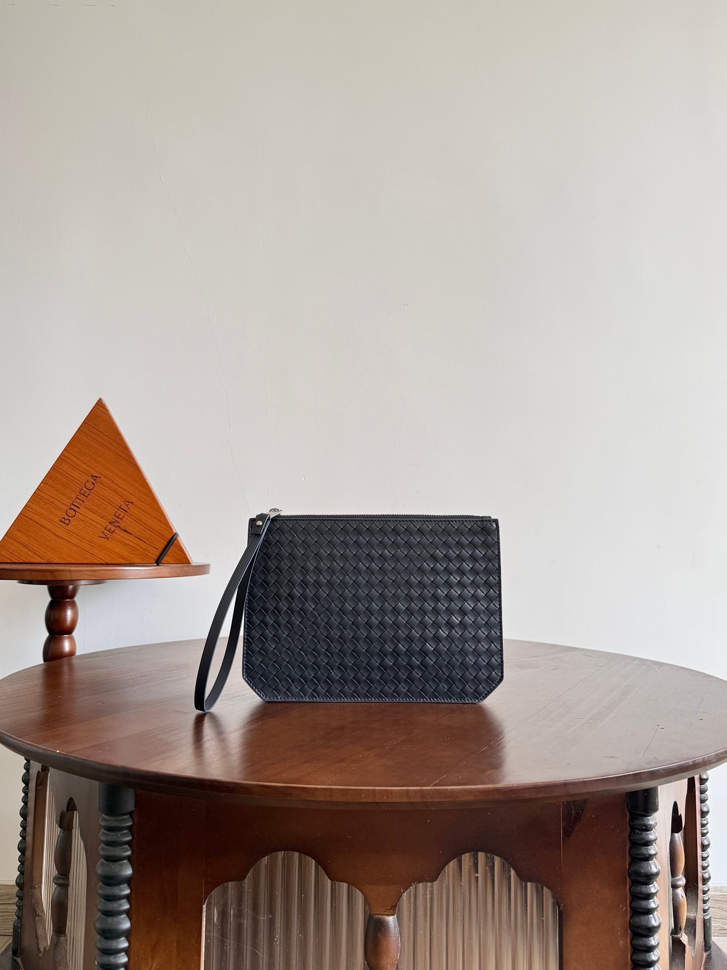 Intrecciato Clutch Bottega Veneta 805829.A2