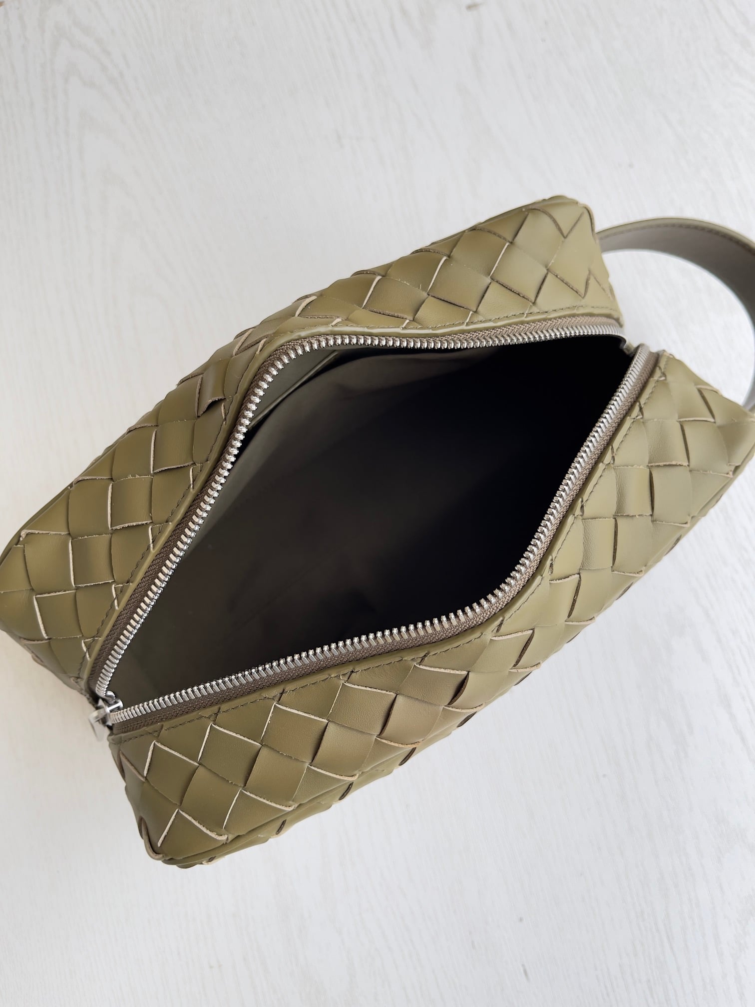 Intrecciato Toiletry Bag Bottega Veneta 729295.A1