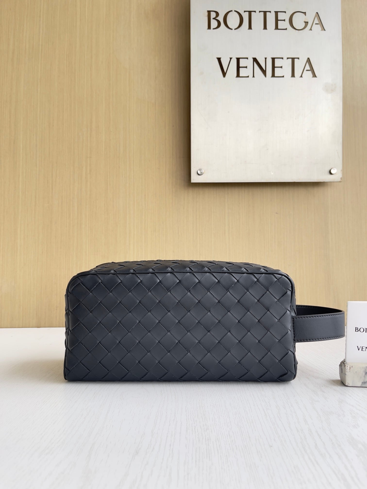 Intrecciato Toiletry Bag Bottega Veneta 729295.A6