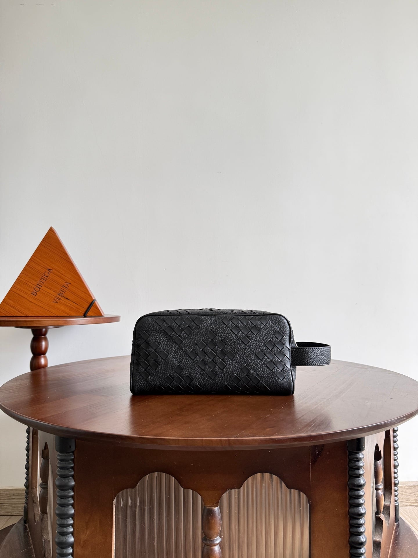 Intrecciato Toiletry Bag Bottega Veneta 729295.A8