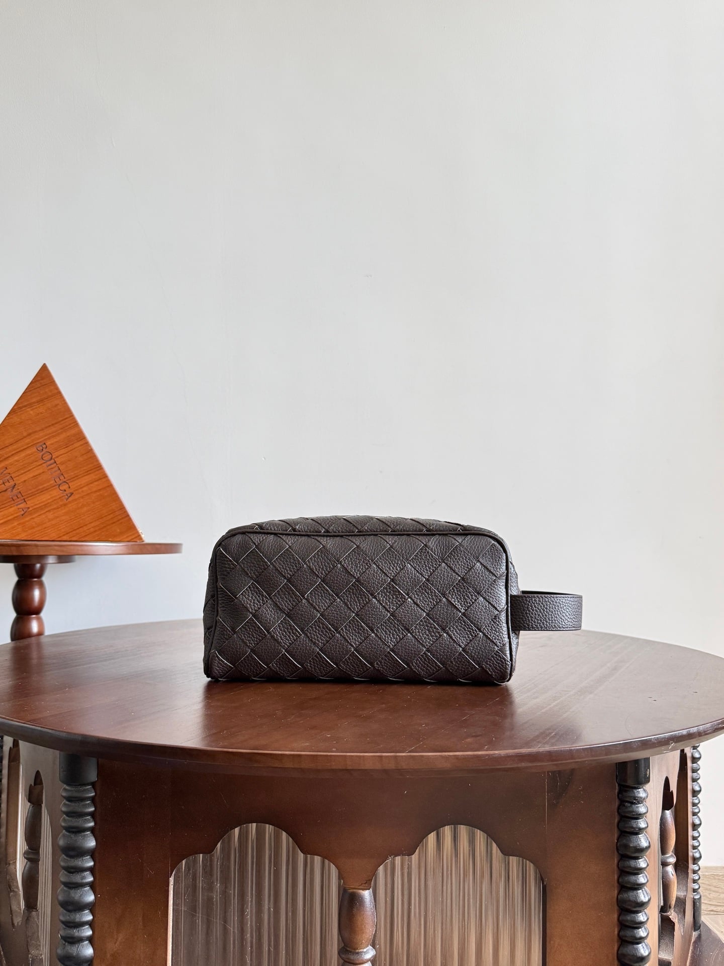 Intrecciato Toiletry Bag Bottega Veneta 729295.A9