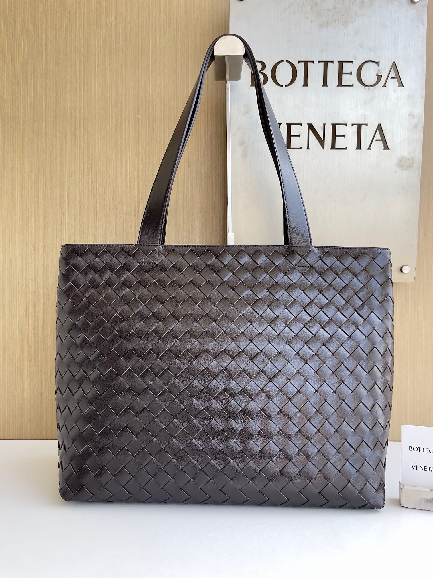 Intrecciato Tote Bottega Veneta 795628.A2