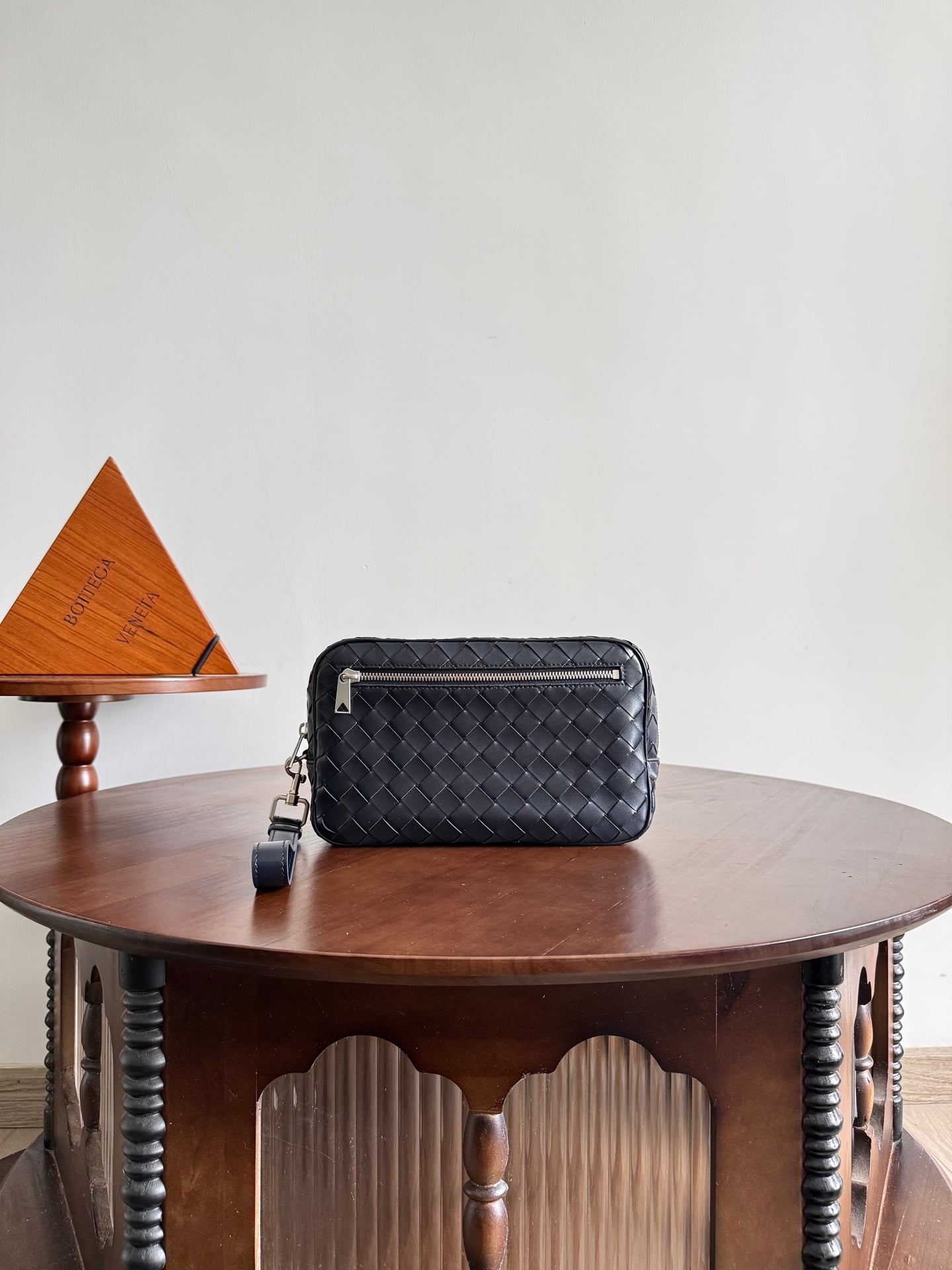 Intrecciato Wristlet Pouch Bottega Veneta 777390.A4