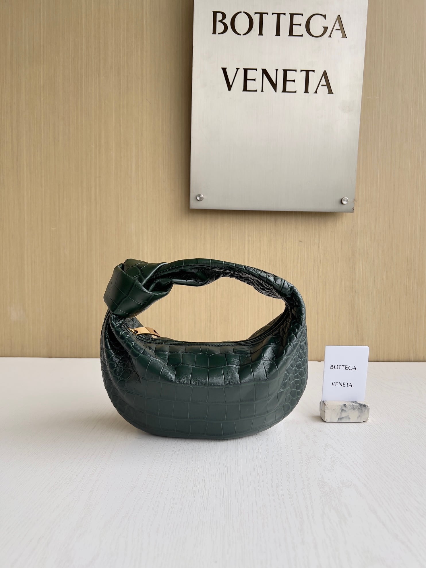 Jodie - зеленый Bottega Veneta 717709.A13