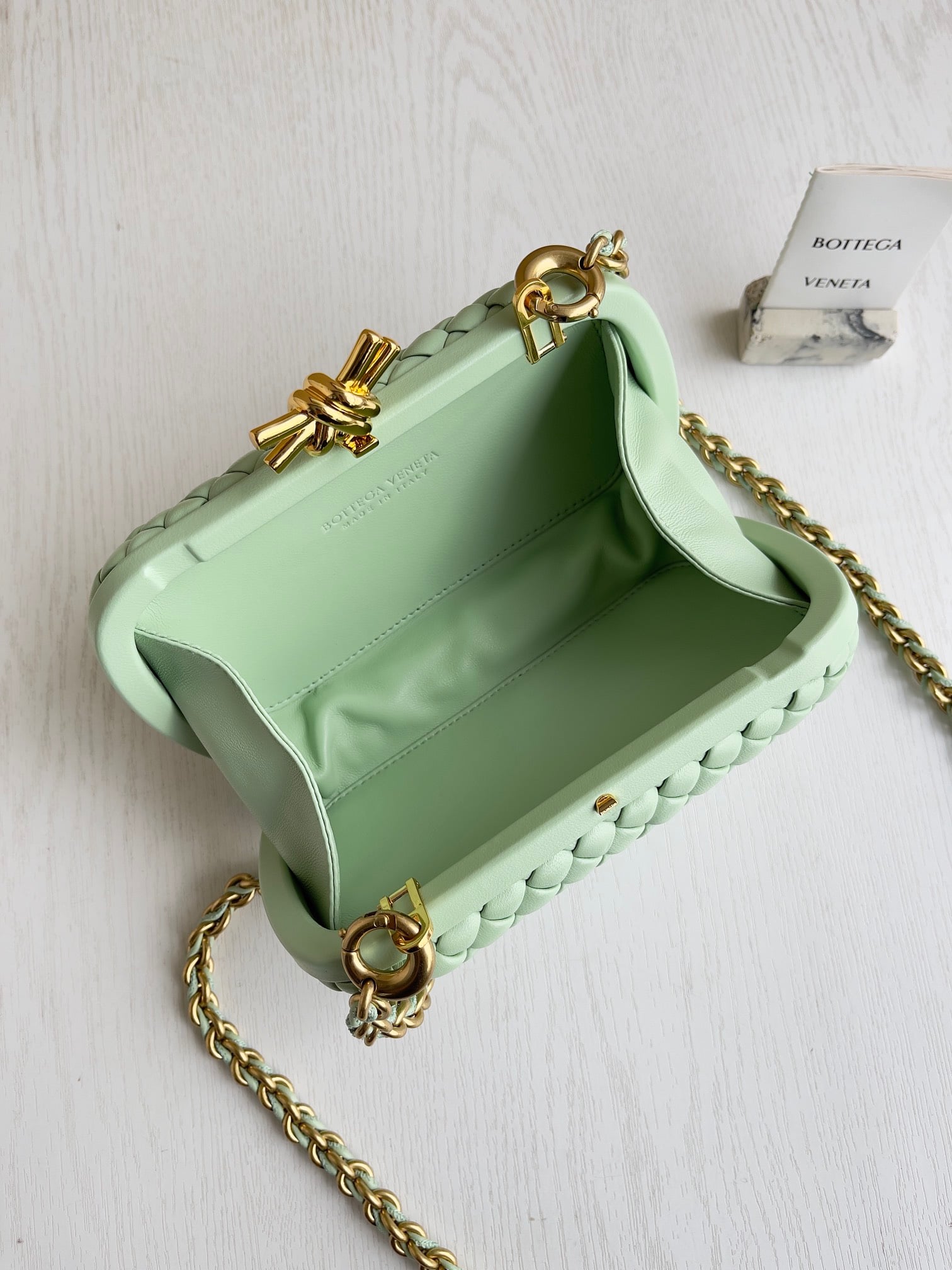 Knot Bottega Veneta 776662.A4