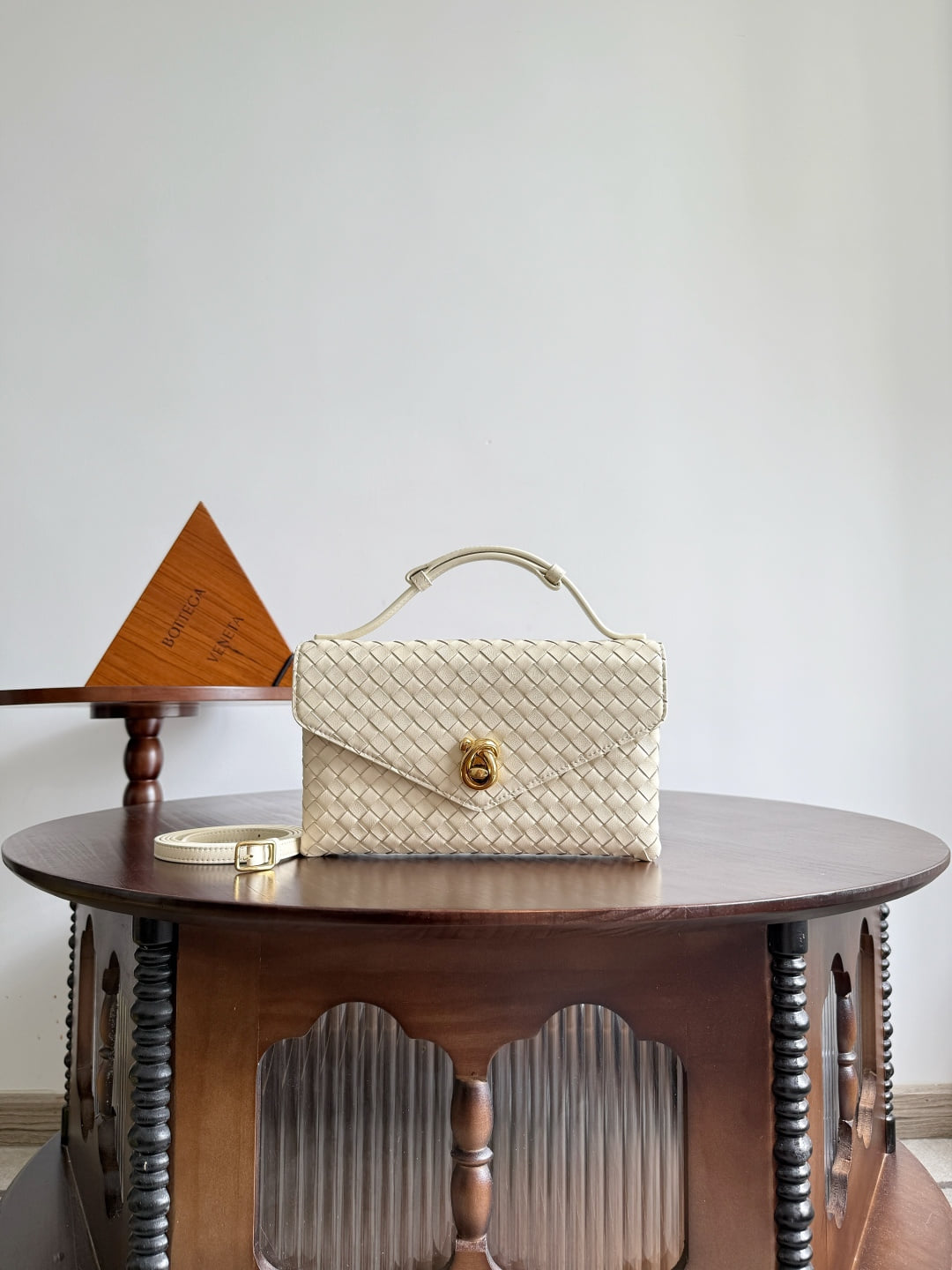 Knot Lock Bottega Veneta 817191.A4