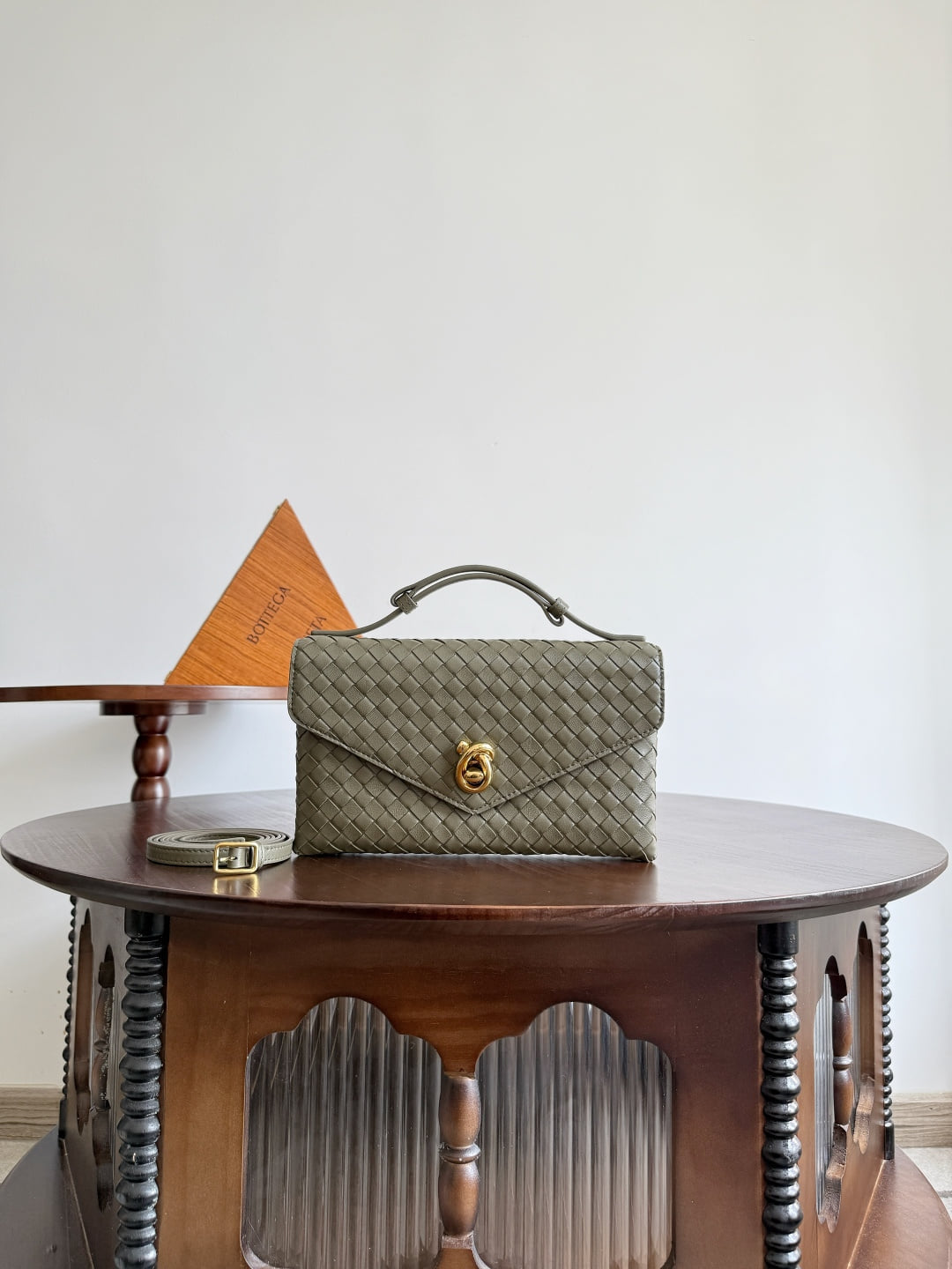 Knot Lock Bottega Veneta 817191.A11