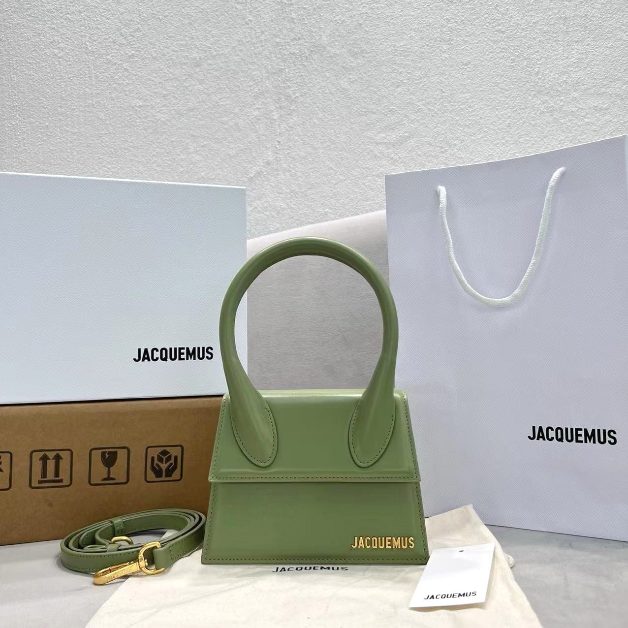 Le grand Chiquito 18cm Jacquemus 14