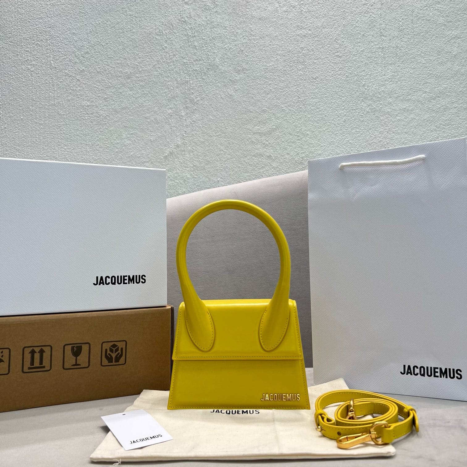 Le grand Chiquito 18cm Jacquemus 16