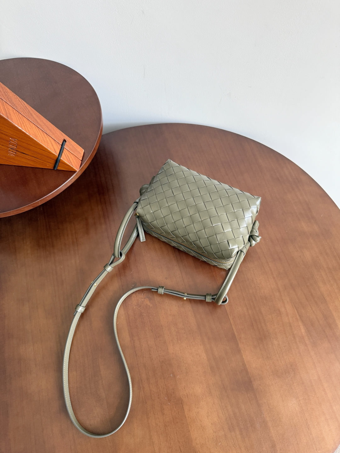 Loop Bottega Veneta 796615.A4