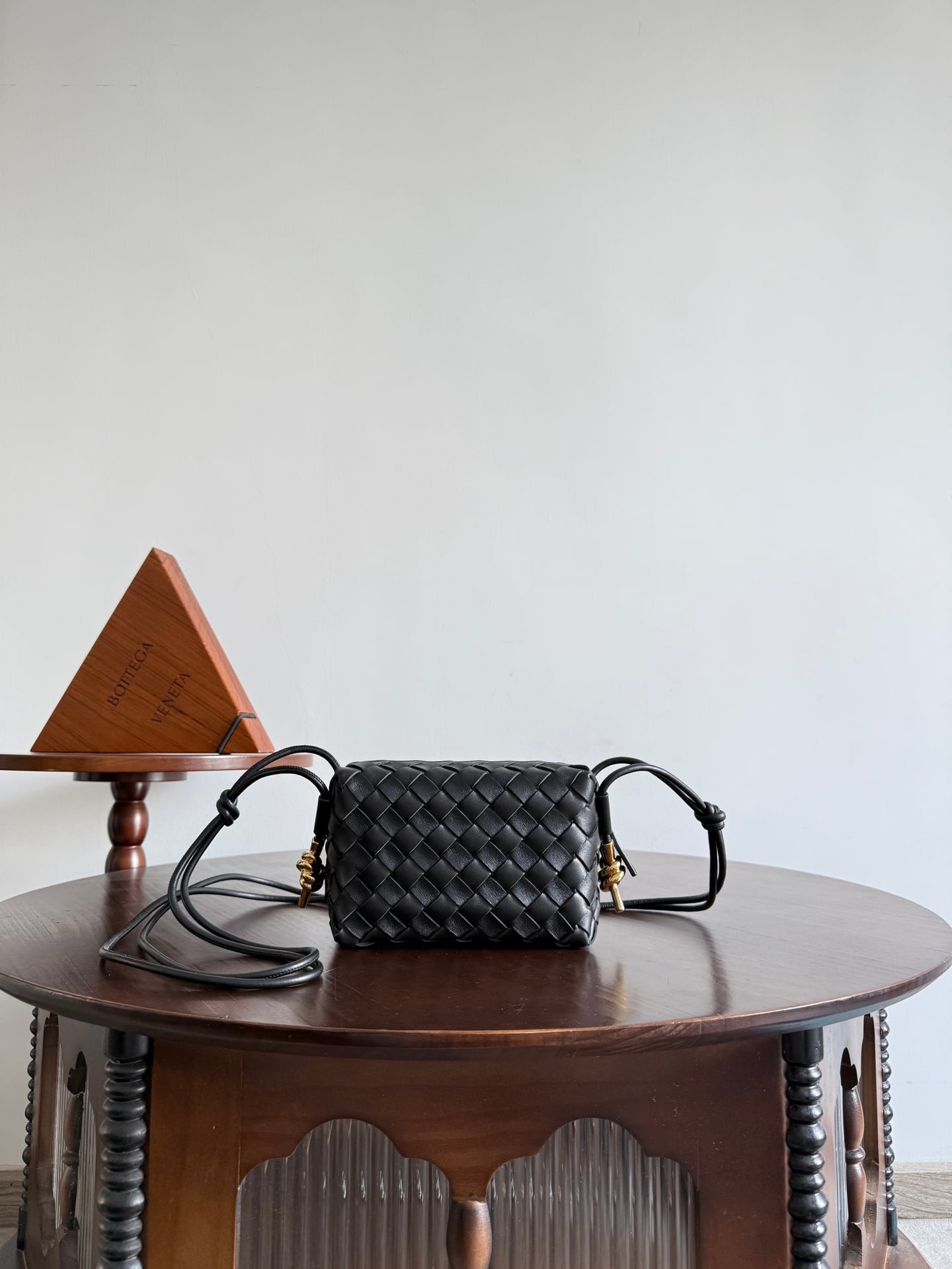 Mini Loop - черный Bottega Veneta 736125.A2