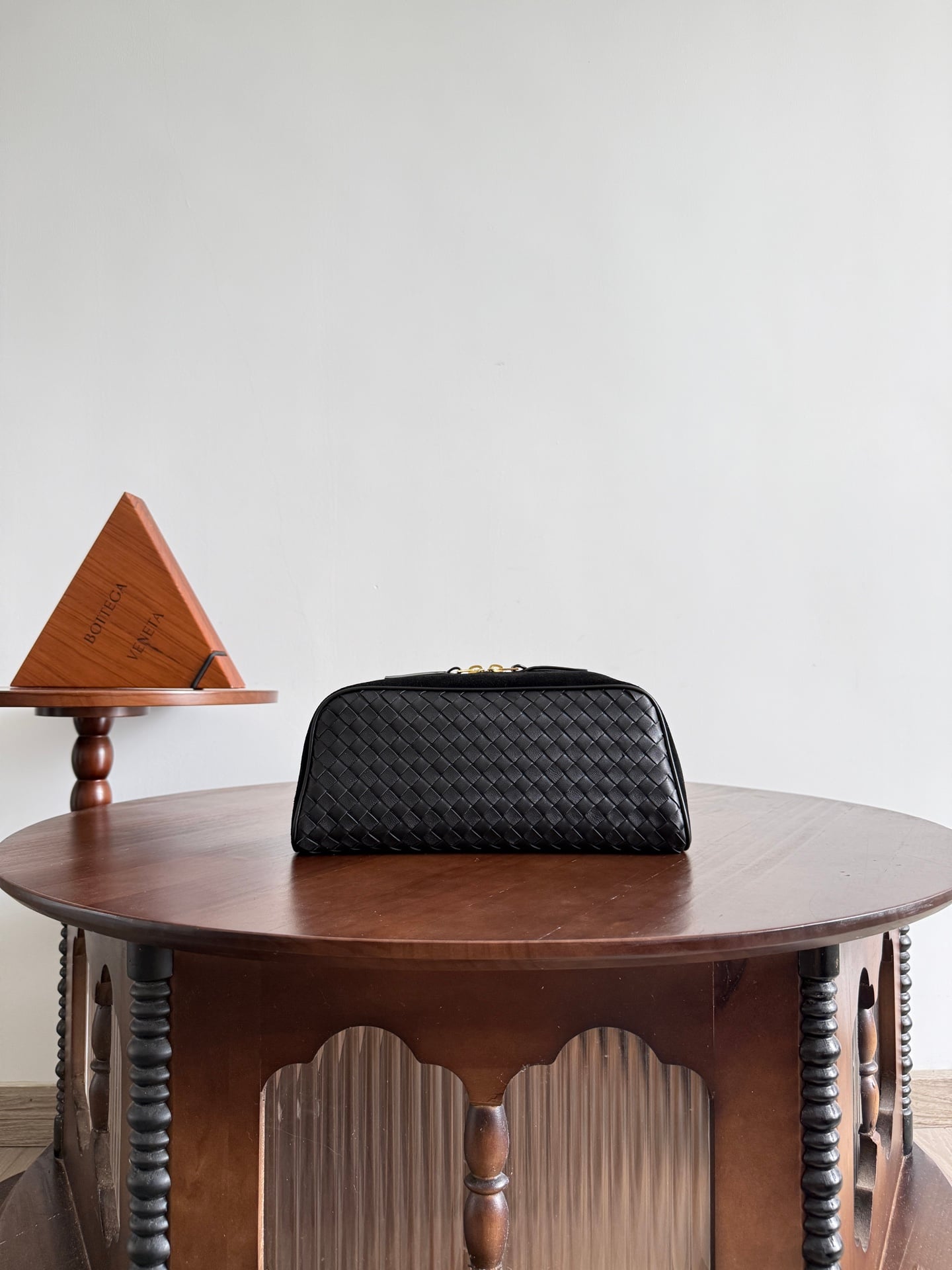 Nodo Pouch - черный Bottega Veneta 876512.A3
