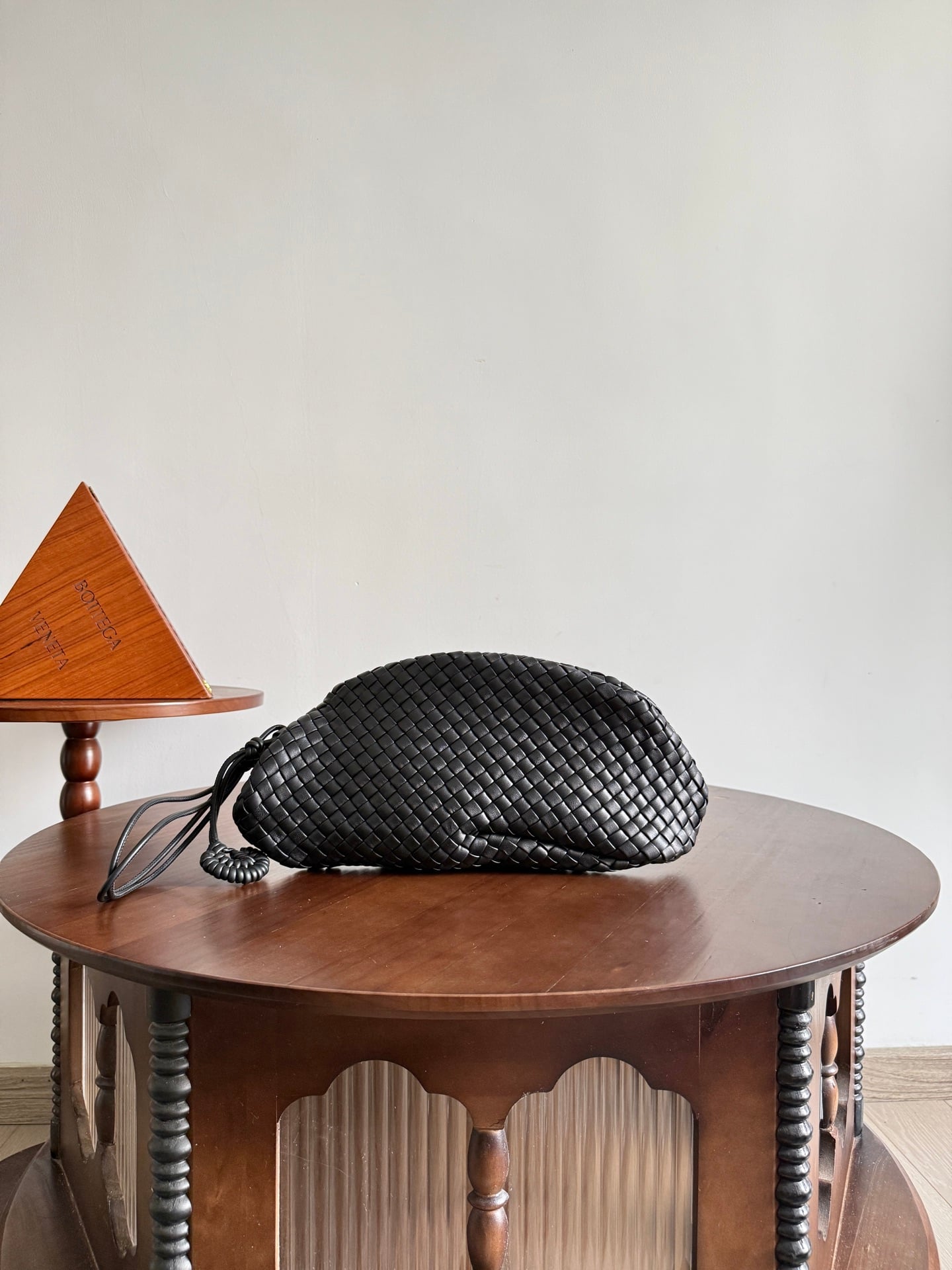 Onda Bottega Veneta 867352.A1