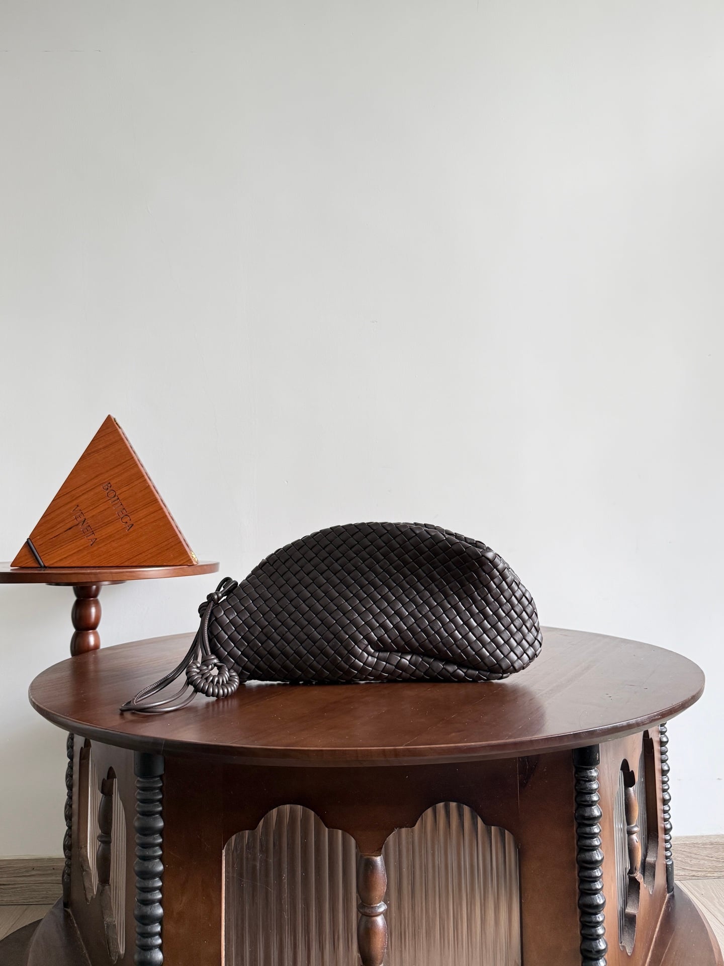 Onda Bottega Veneta 867352.A2