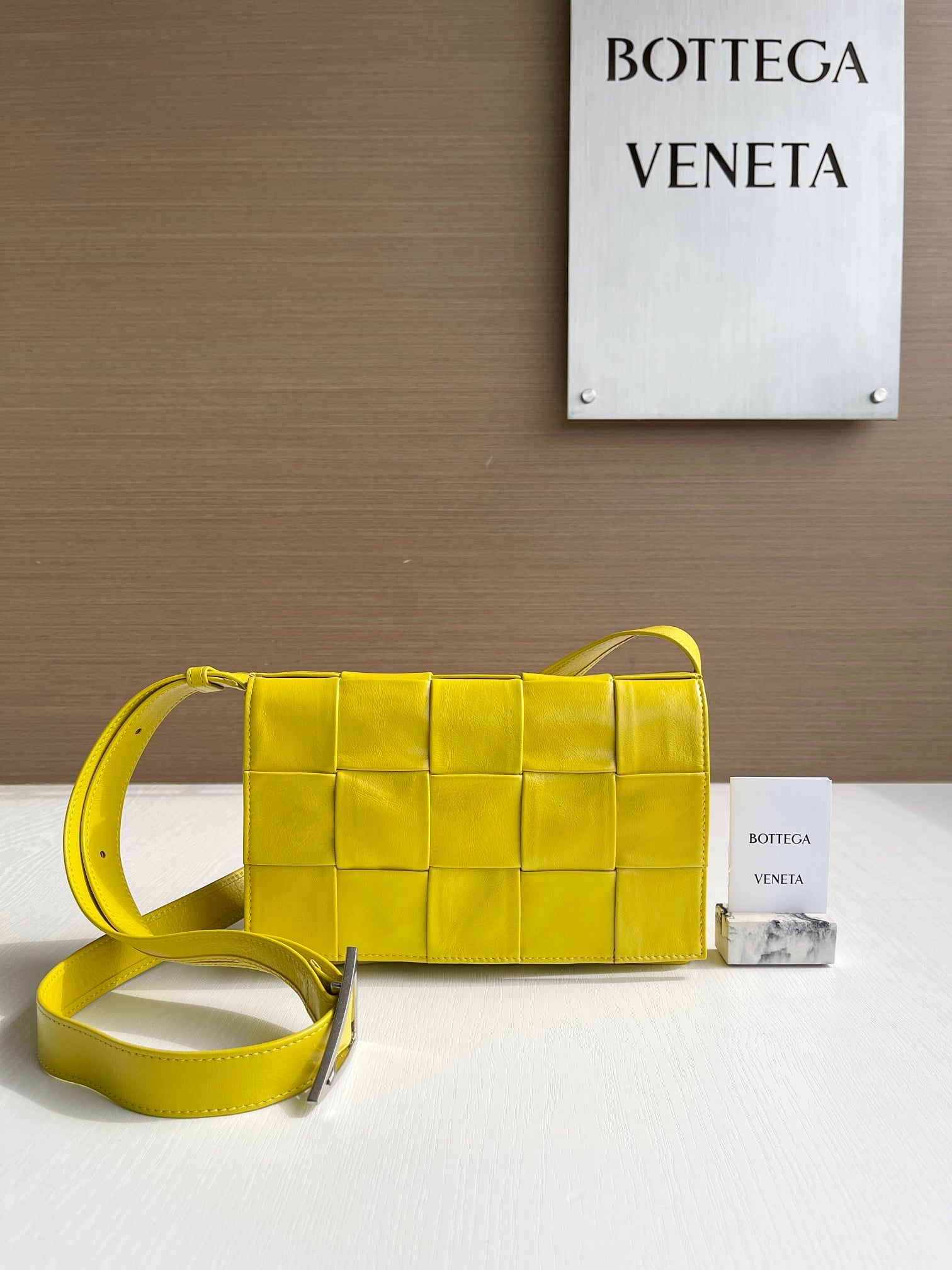 Padded Cassette Bottega Veneta 667298.A2