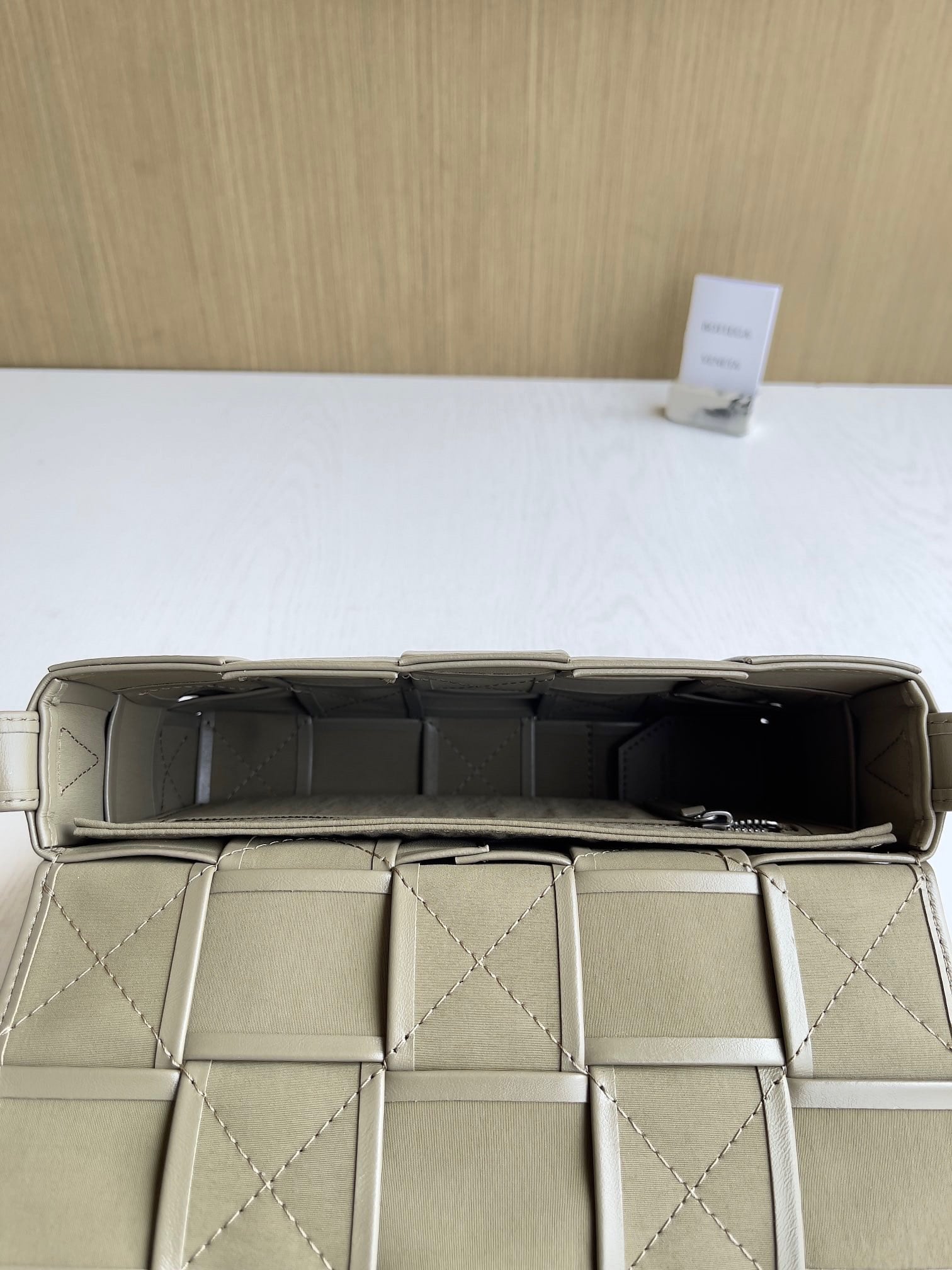 Padded Cassette Bottega Veneta 667298.A5