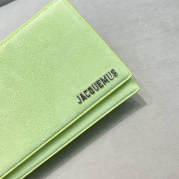 Le Messageur Jacquemus