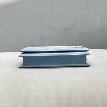 Le Messageur Jacquemus 1