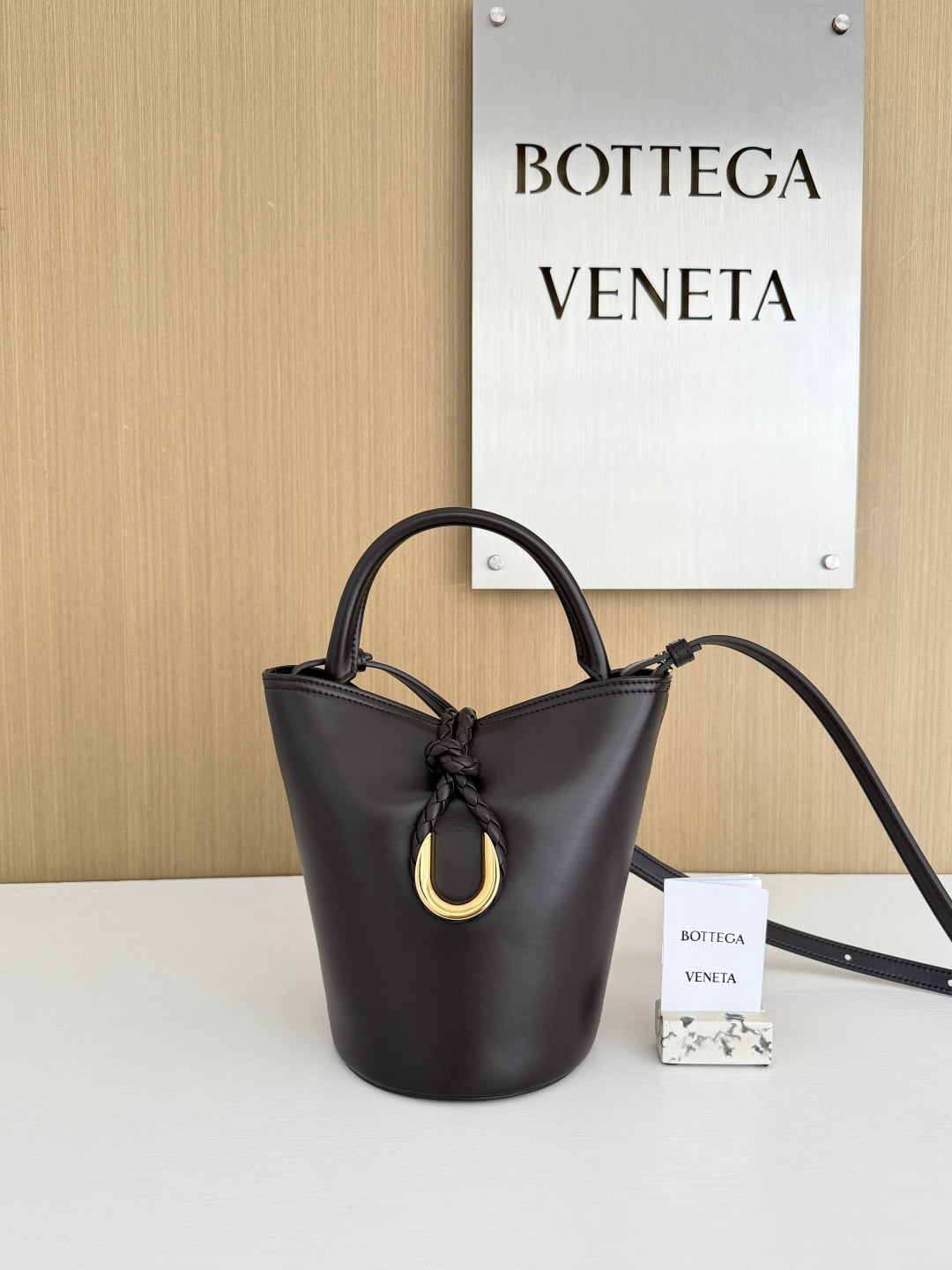 Parachute Bottega Veneta 815244.A3