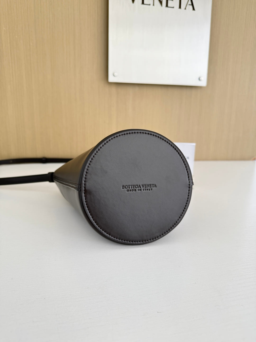 Parachute Bottega Veneta 815244.A3