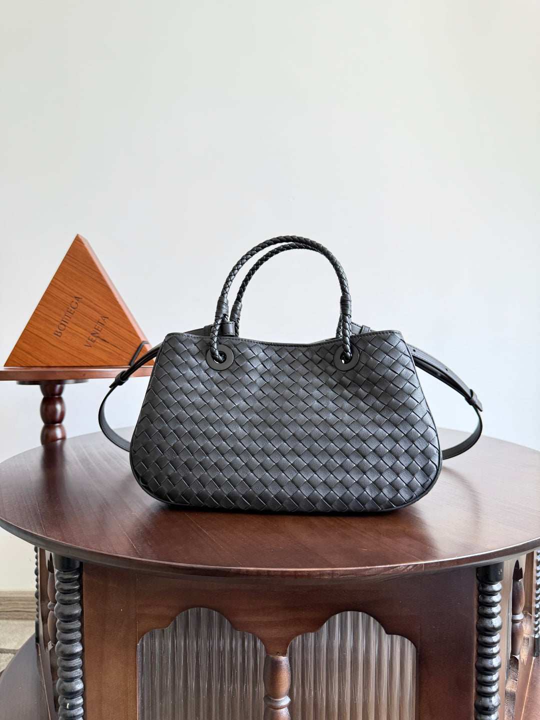 Parachute Bottega Veneta 836261.A3