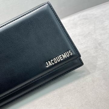 Le Messageur Jacquemus 2