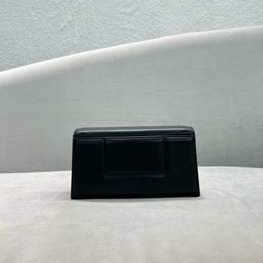 Le Messageur Jacquemus 2
