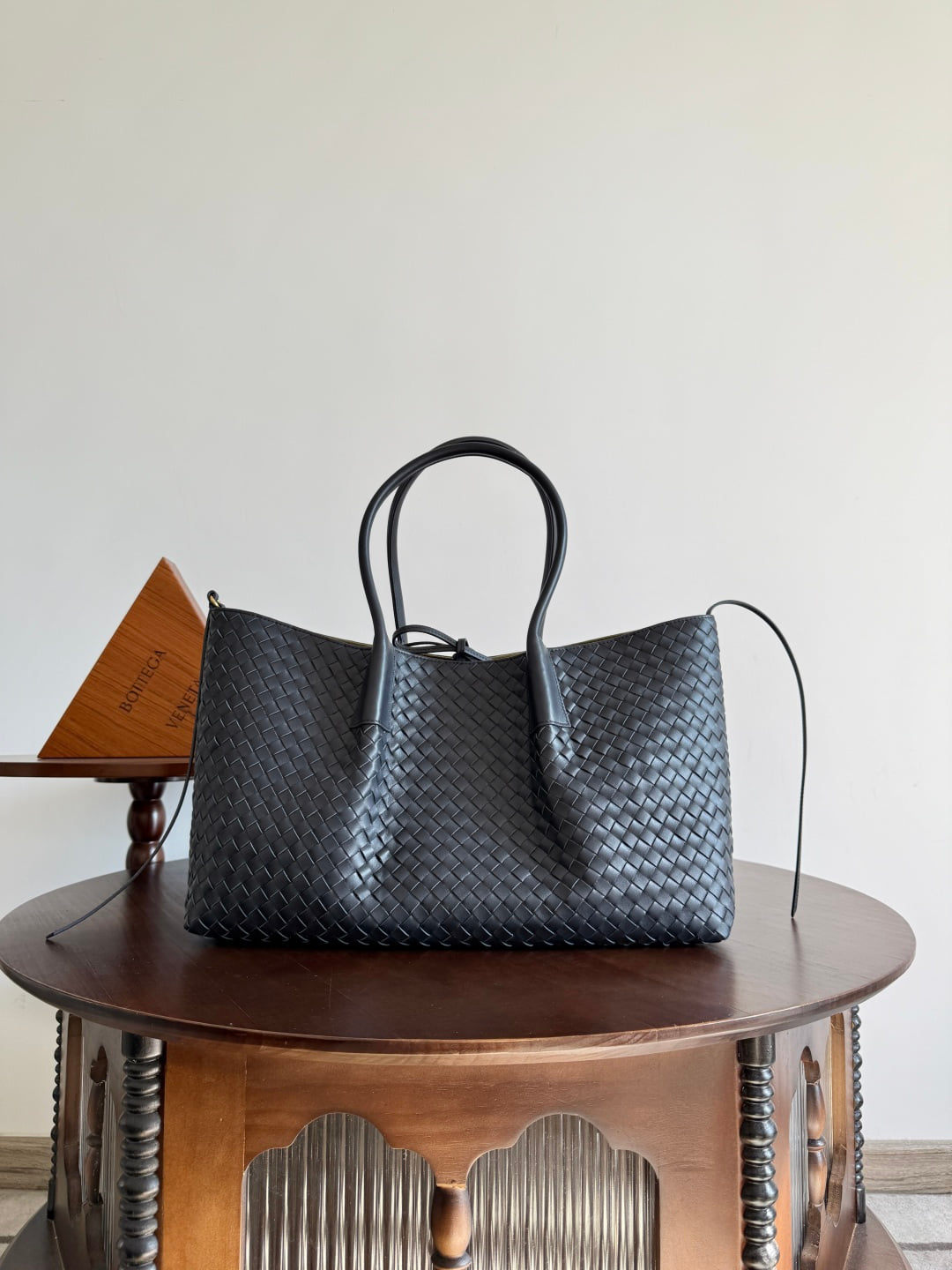 Pinacoteca - желтый Bottega Veneta 817166.A13
