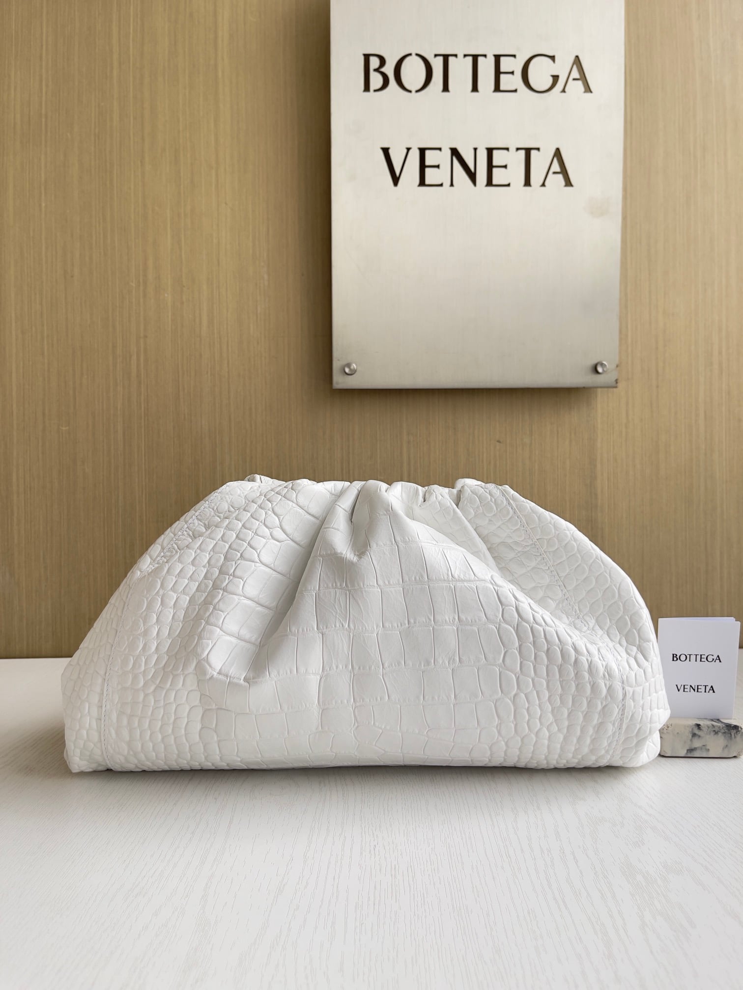 Pouch Bottega Veneta 576227.A2