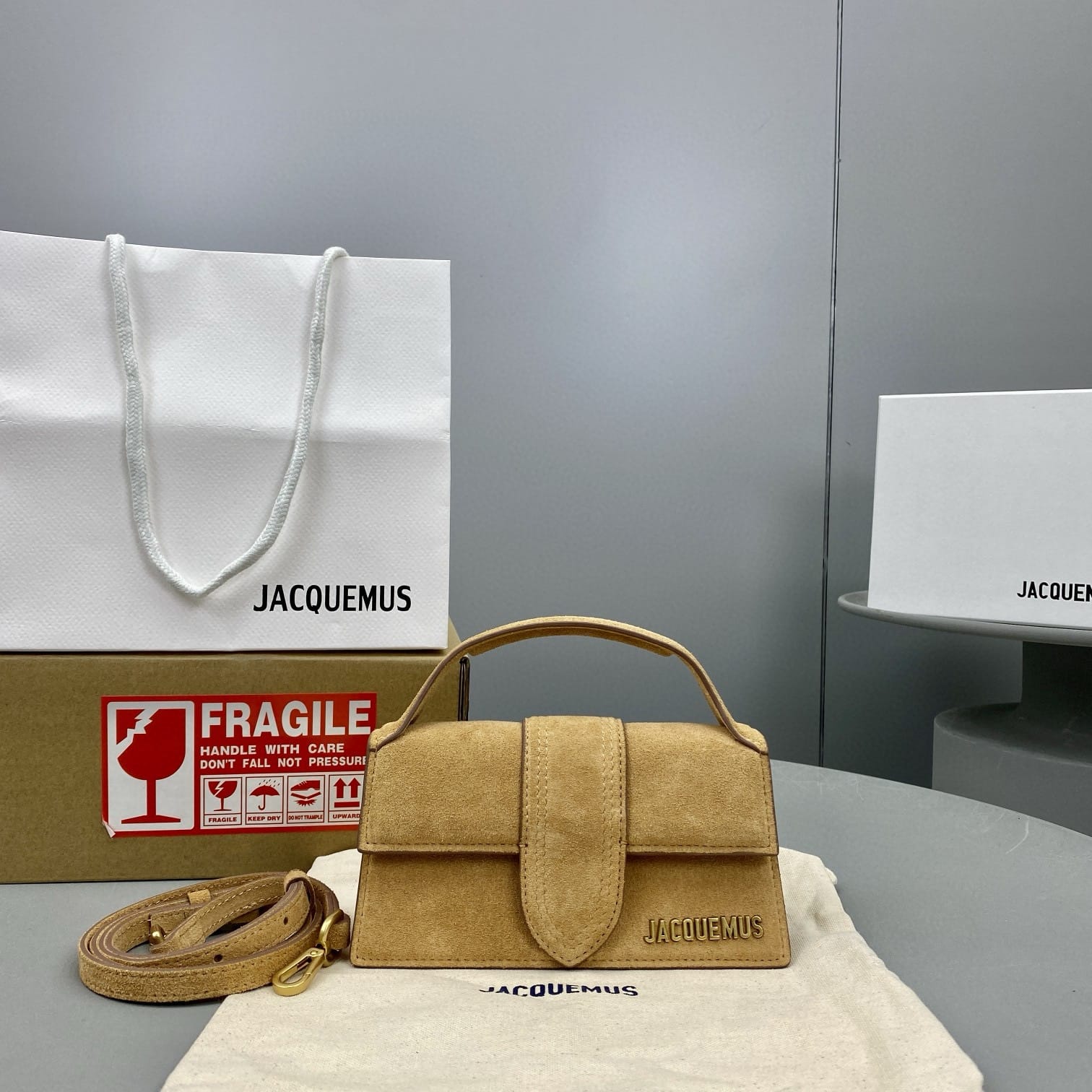 Le Bambino 18cm Jacquemus E68845.2