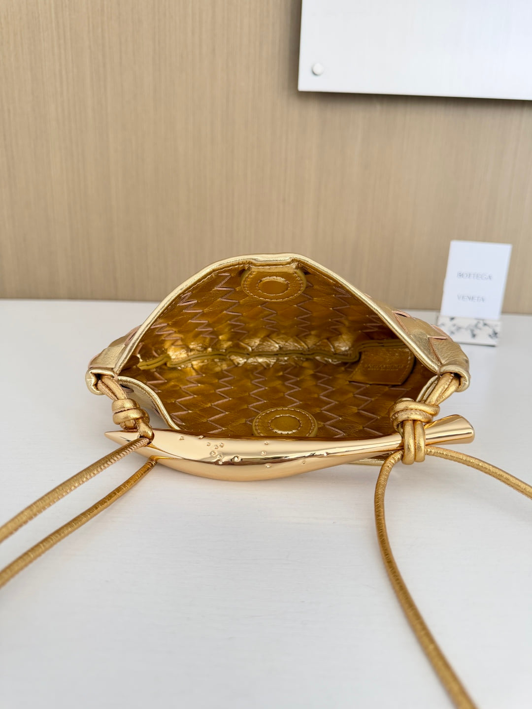 Sardine Bottega Veneta 744267.A10