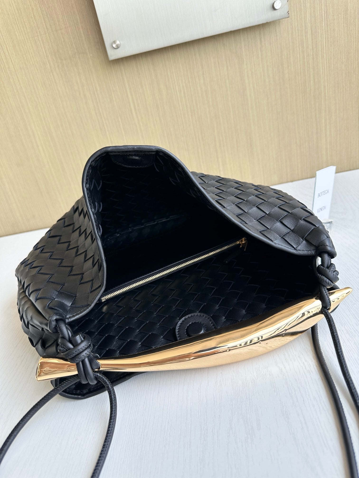 Sardine Bottega Veneta 754988.A1