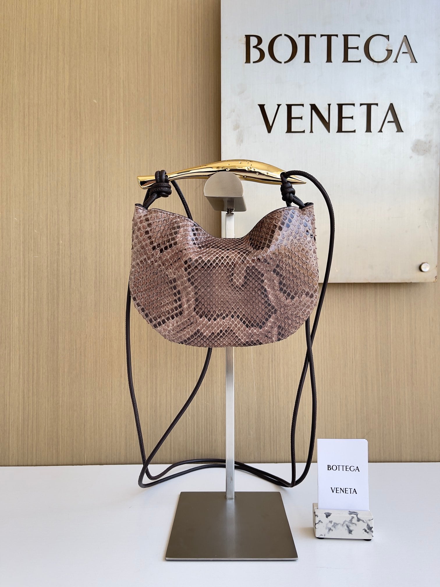 Sardine Bottega Veneta 794920