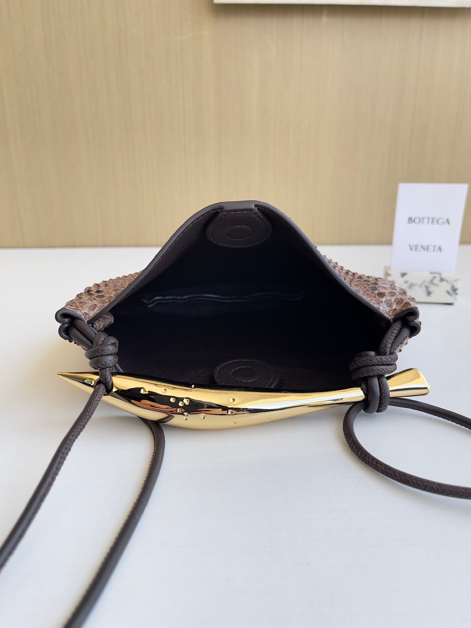 Sardine Bottega Veneta 794920