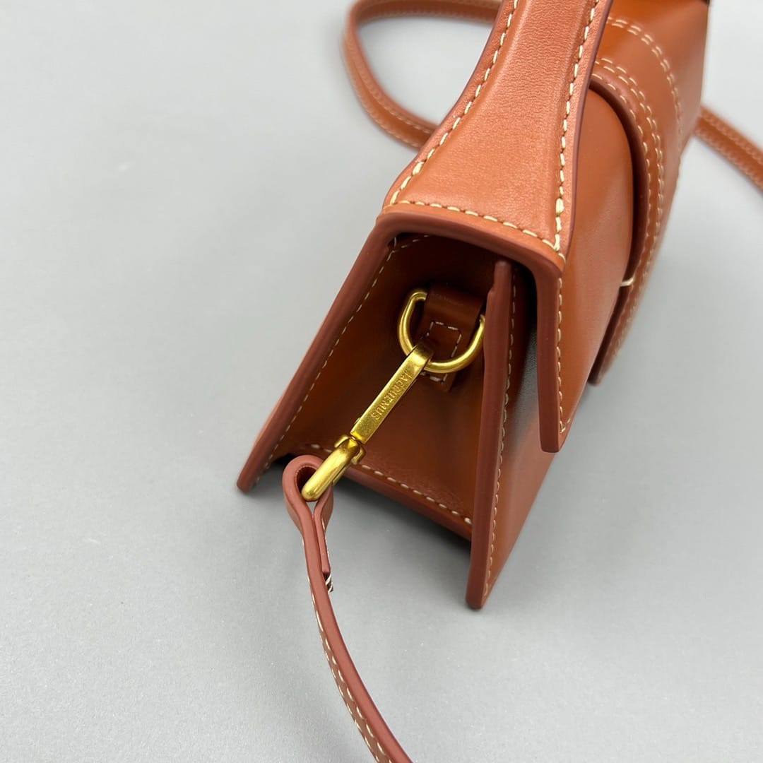 Le Bambino 18cm Jacquemus E68845.6