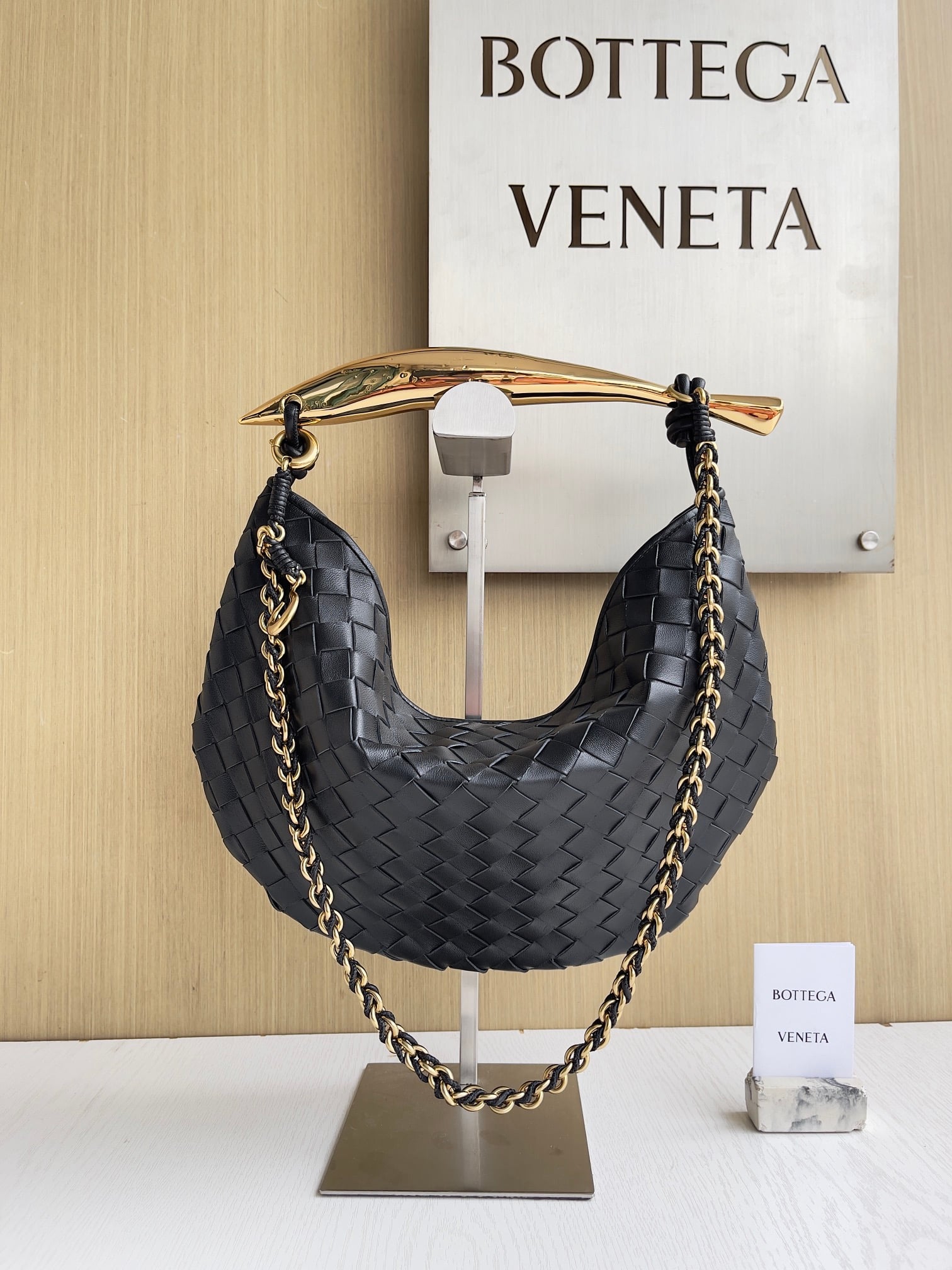 Sardine - зеленый Bottega Veneta 776768.A4