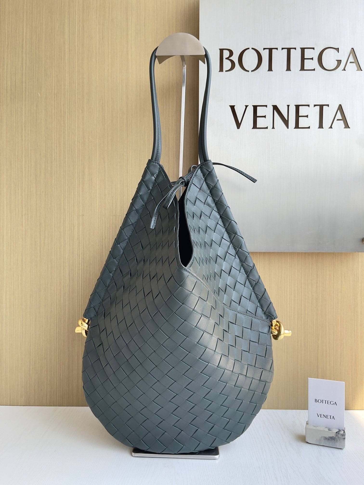 Solstice Bottega Veneta 740990.A6
