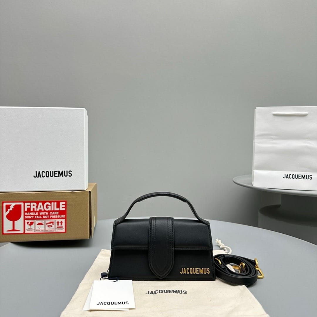 Le Bambino 18cm Jacquemus E68845.12