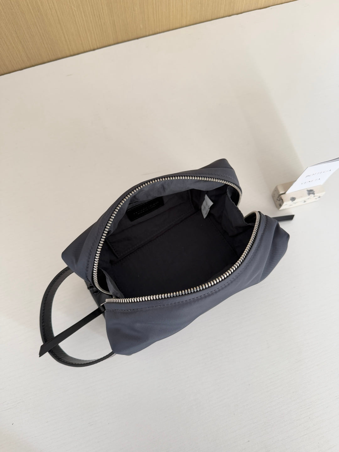 Tokyo Pouch Bottega Veneta 806369.A1