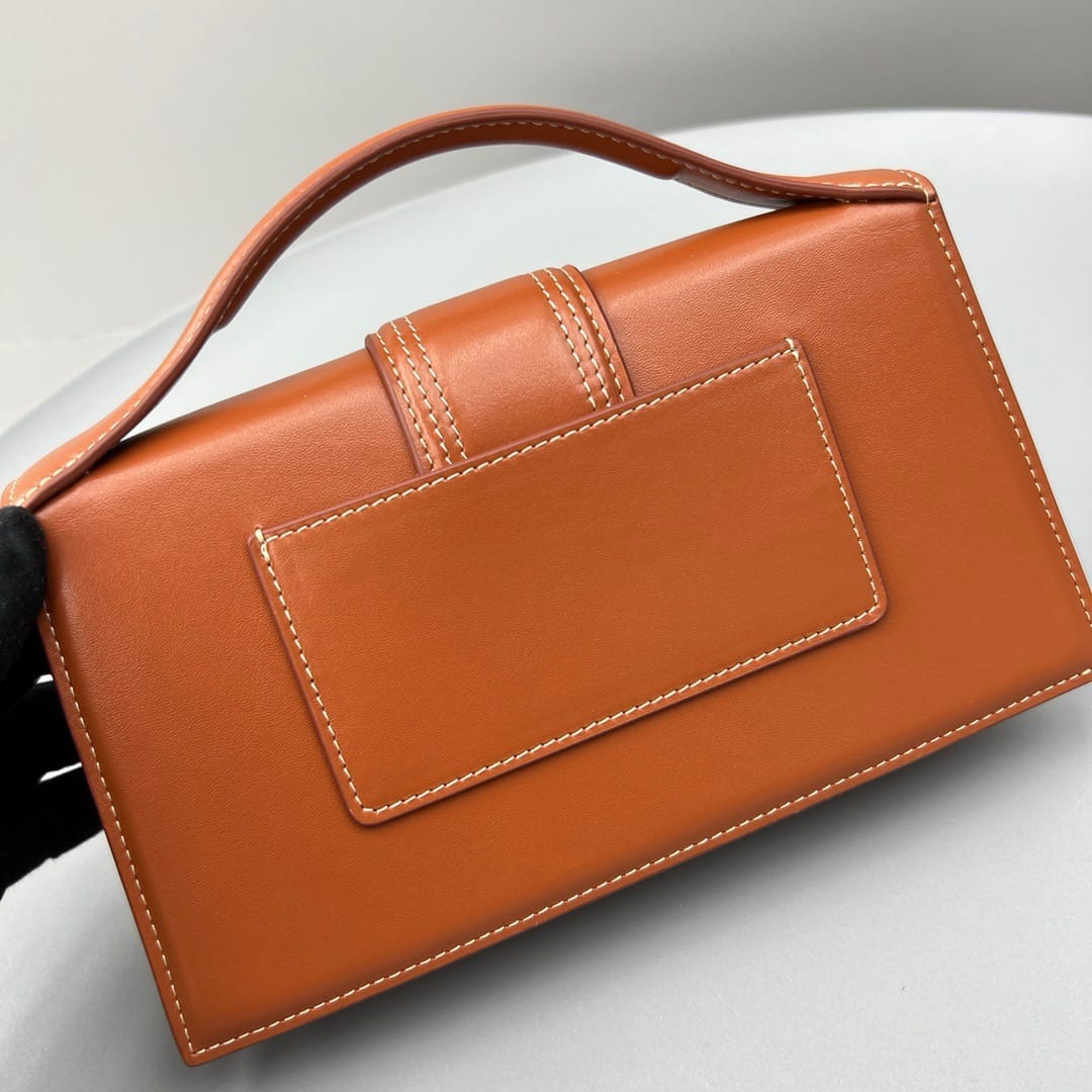 Le Bambino 24cm Jacquemus E68858.5