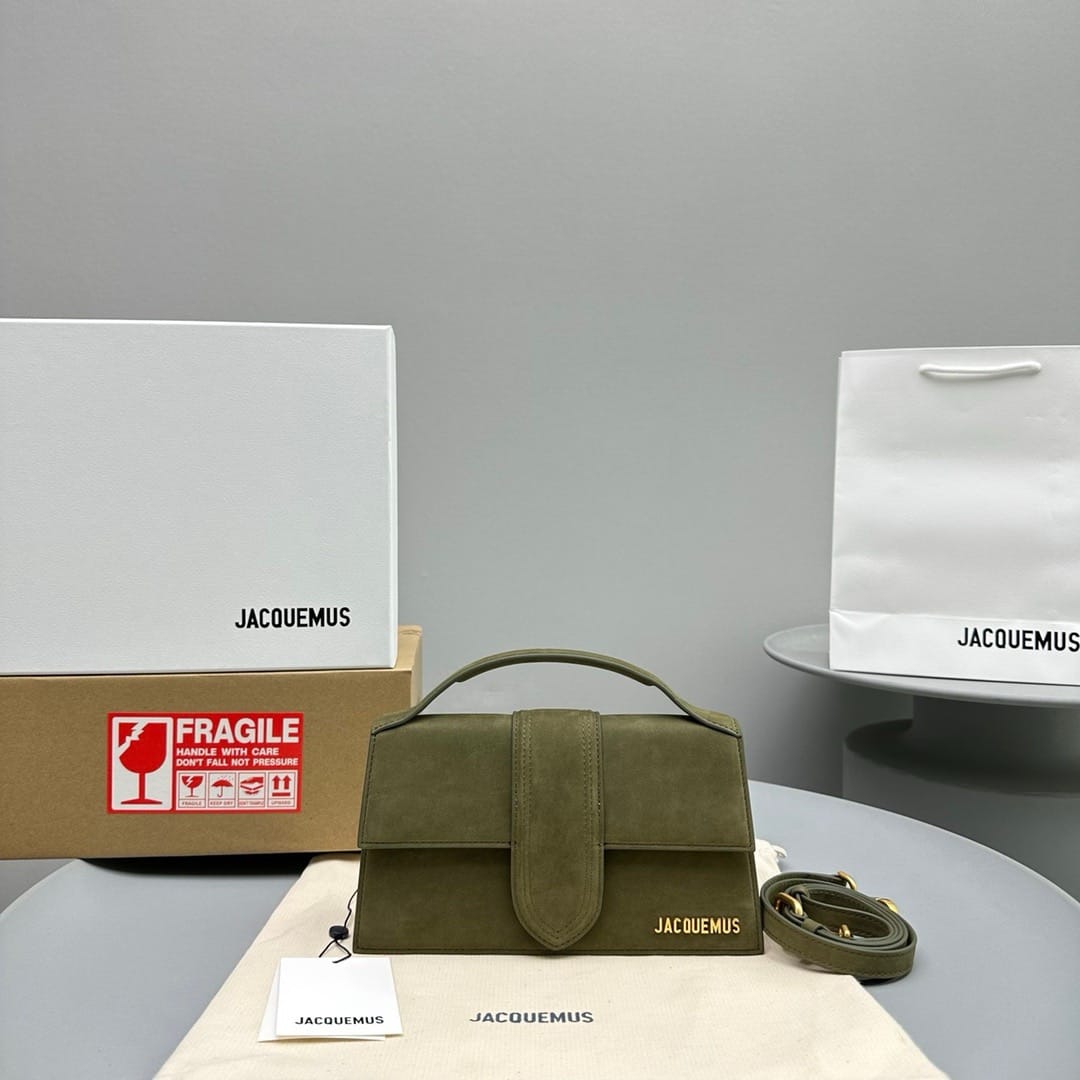 Le Bambino 24cm Jacquemus E68858.8