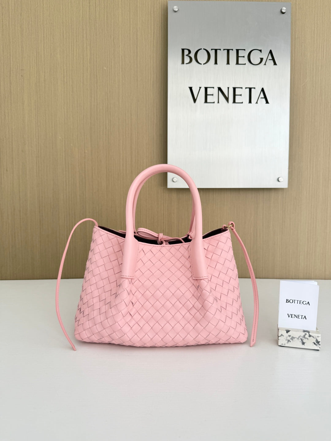 Pinacoteca Bottega Veneta 819004.A4