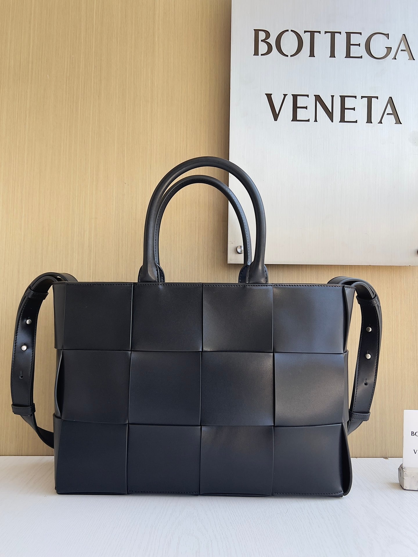 Tote Bottega Veneta 766954