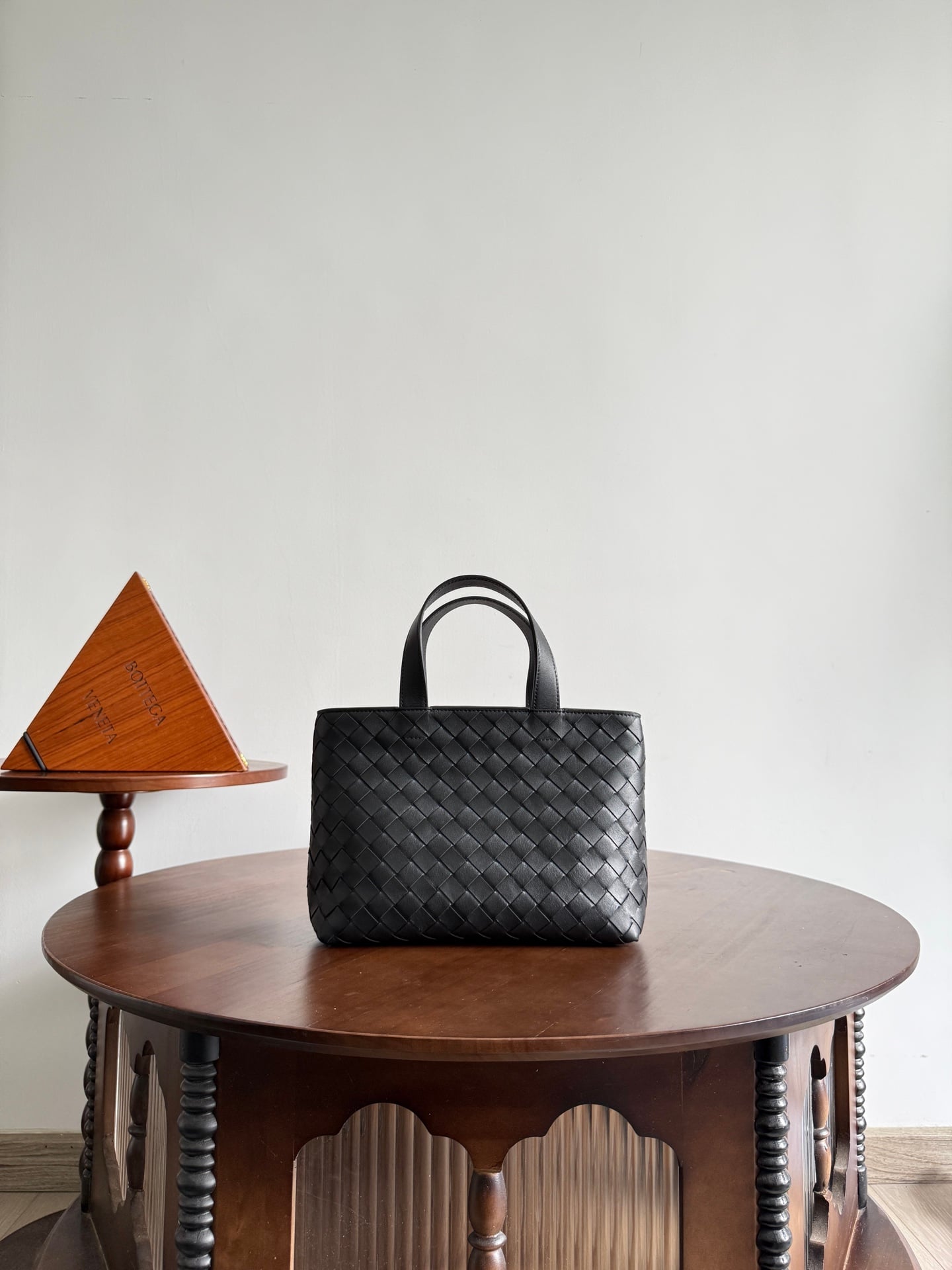 Tote Bottega Veneta 855504.A2