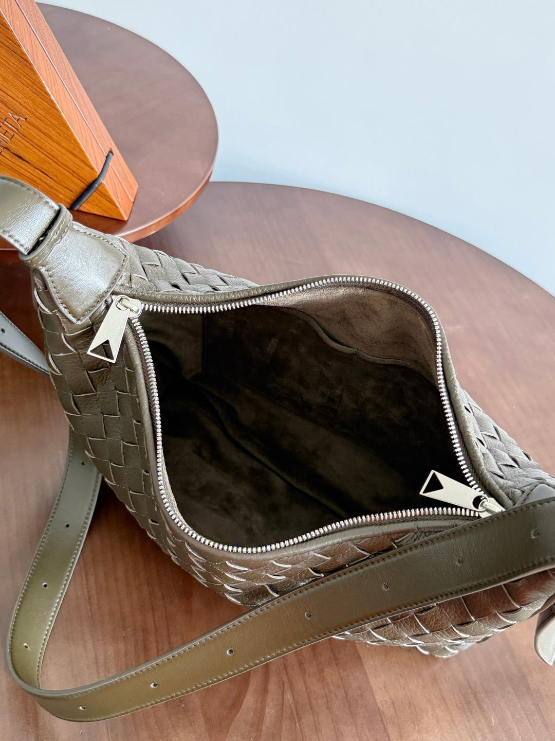 Traveler Bottega Veneta 815748.A2