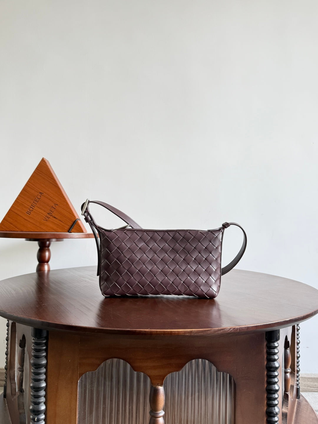 Traveler Phone Pouch - бордовый Bottega Veneta 844018.A6